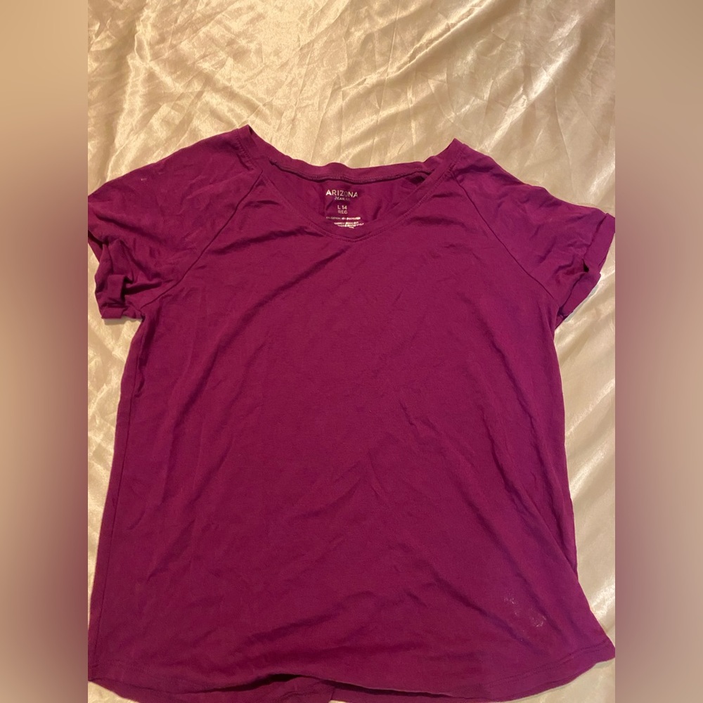 Arizona Jean Co v-neck soft tee